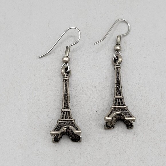 Eiffel Tower Dangle Earrings Silver Tone Lightweight French Style Jewelry - Picture 3 of 3